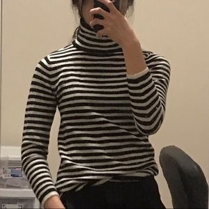 Striped turtleneck